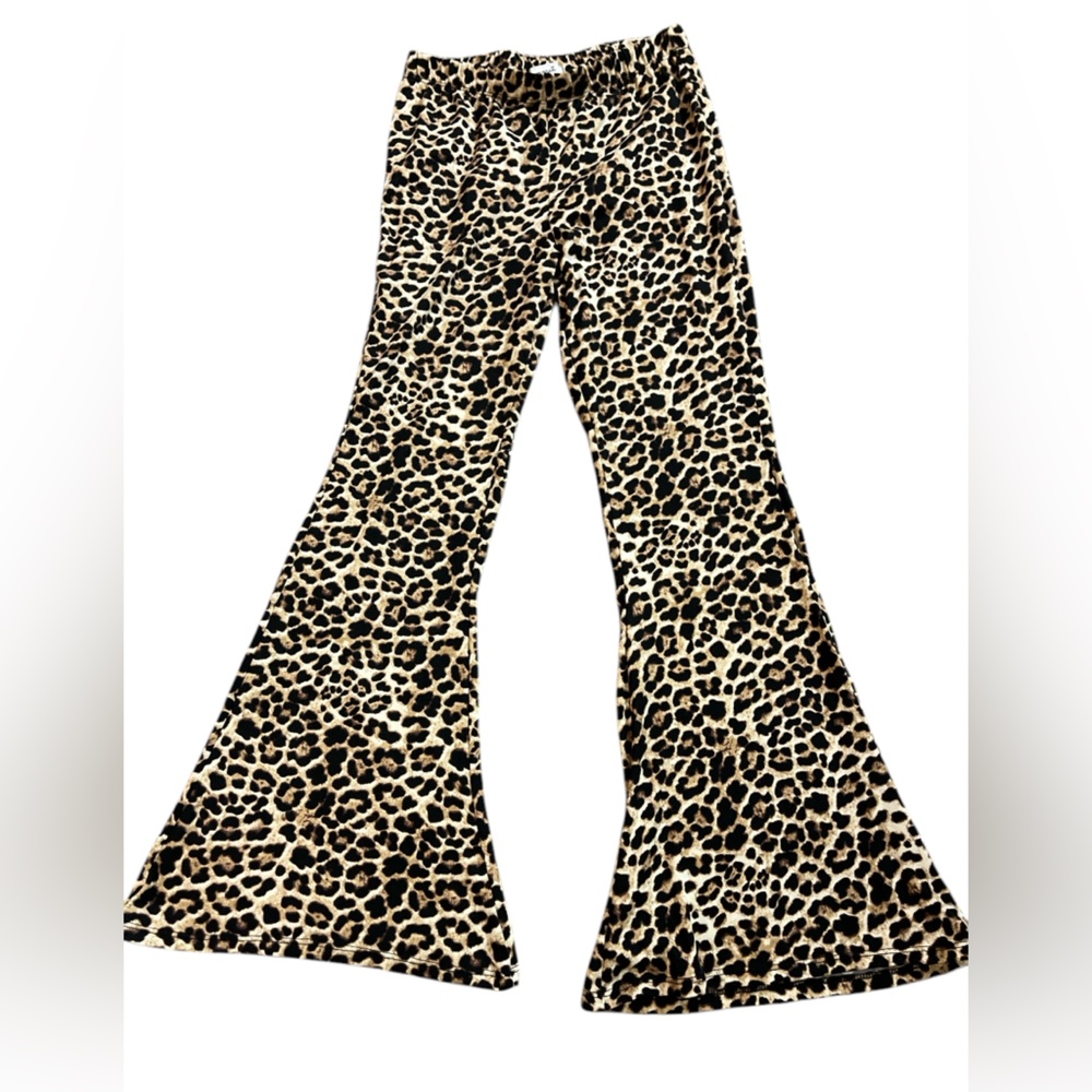 Super Cute Marci Leopard Print Flare Leggings